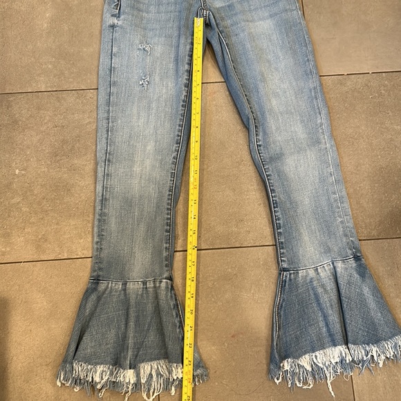 BLANK NYC Distressed Capris with Ruffled Bottoms - Picture 9 of 11